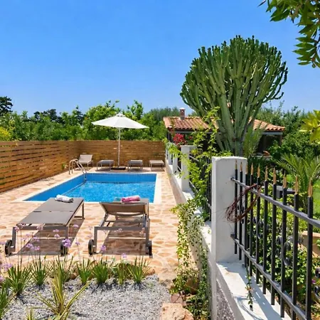 Elysian Private Pool & Garden View Villa Antimachia