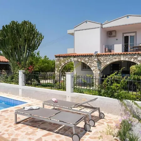 Elysian Private Pool & Garden View * Antimachia