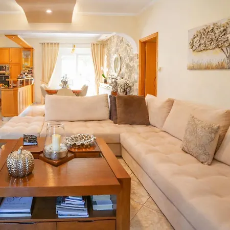 Villa Elysian Private Pool & Garden View