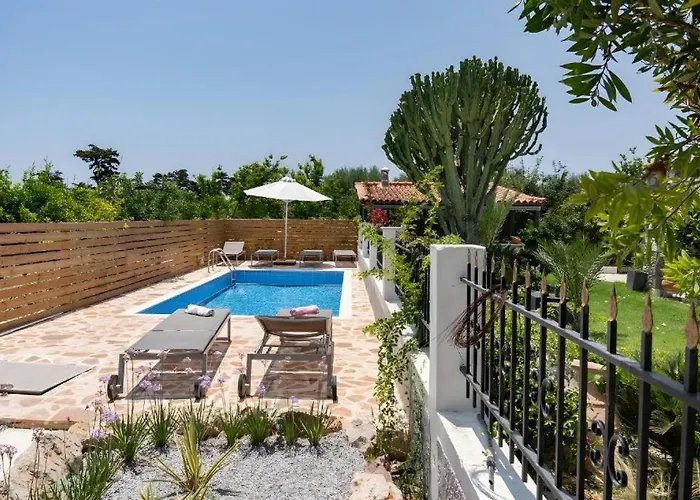 Elysian Private Pool&garden View Villa Antimachia